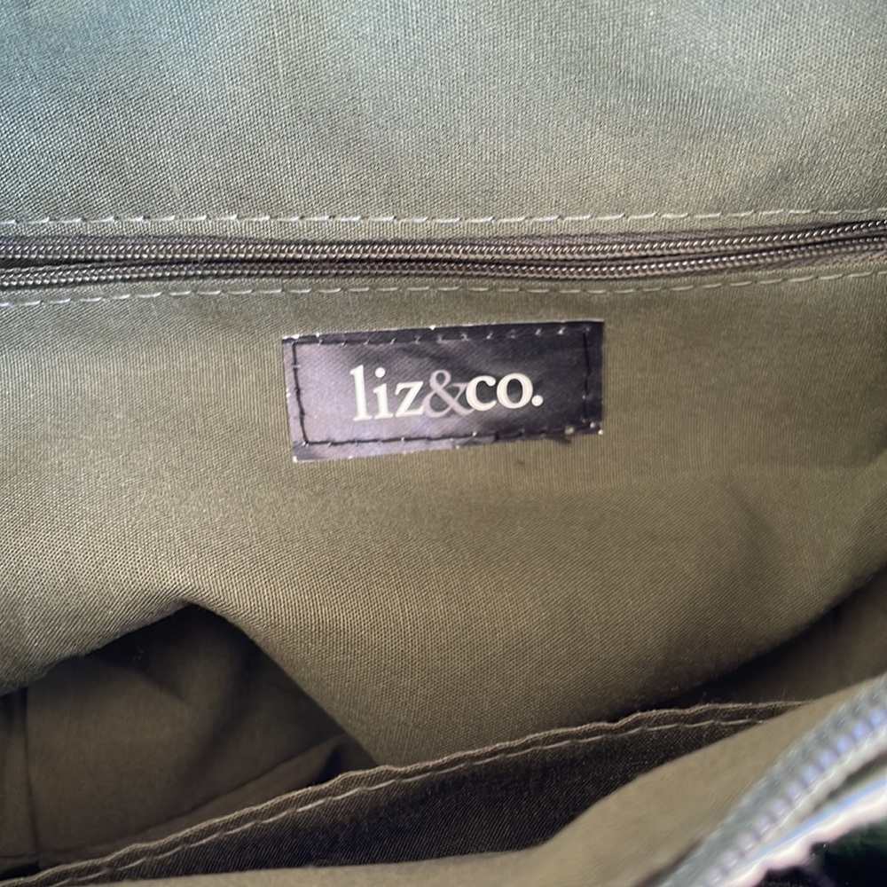 Green Purse - Picture 7 of 7